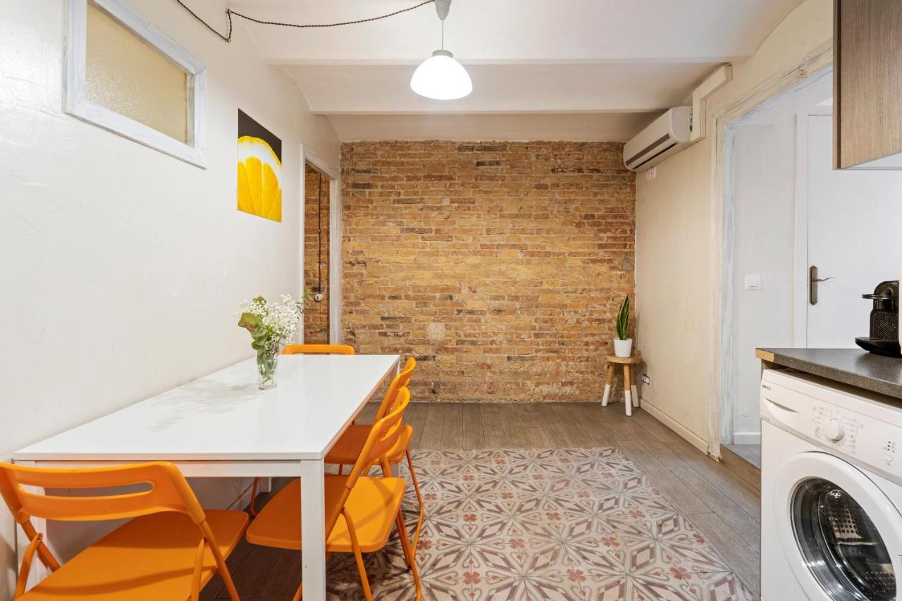 Flateli Poble Sec Apartman Barcelona Kültér fotó